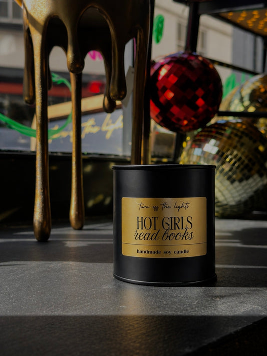 HOT GIRLS READ BOOKS paint pot tin candle